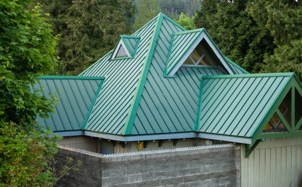 Best Roof Leak Repair  in Kewaunee, WI